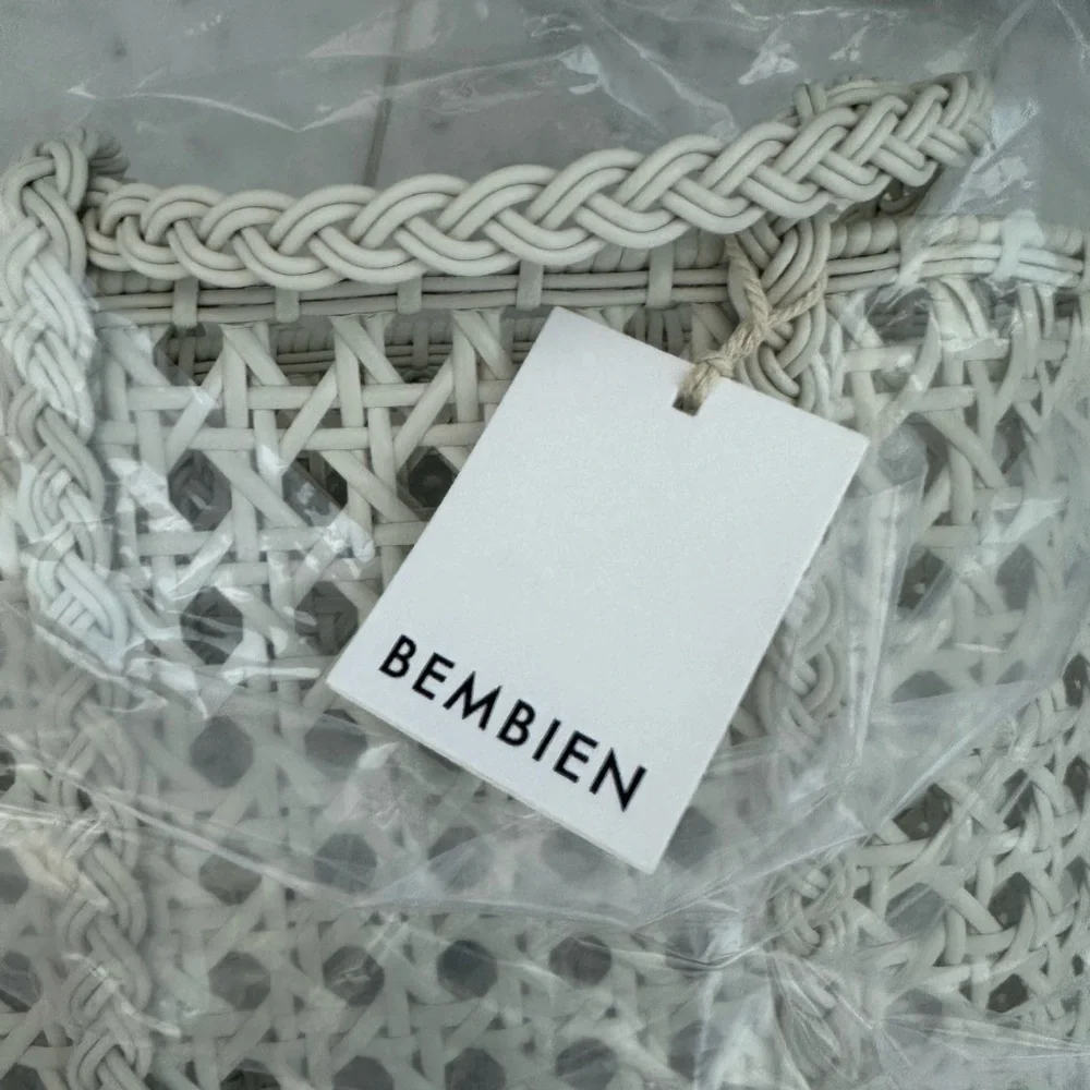 NWT Bembien small Jolene tote bag woven plastic purse white pearl - Picture 5 of 6